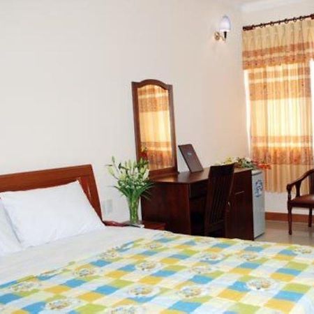 Ha Long Hotel Chau Doc Exterior photo