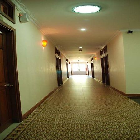 Ha Long Hotel Chau Doc Exterior photo